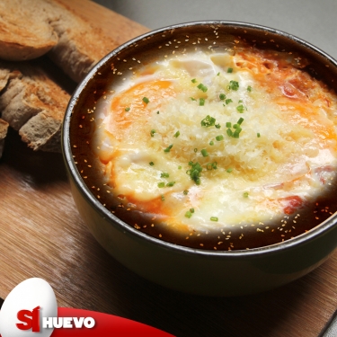 gal_huevos-con-mole-al-horno-